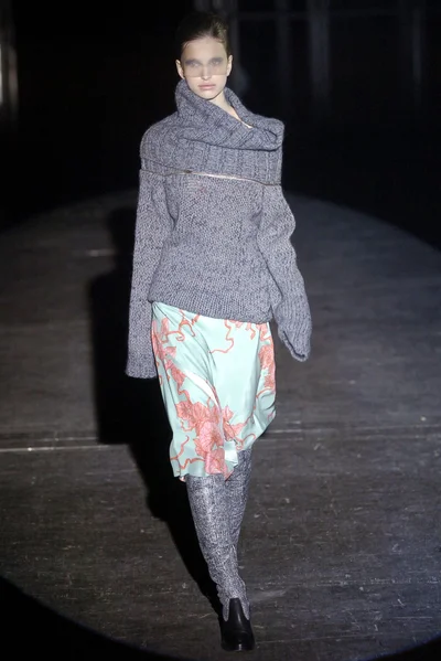 Look 24